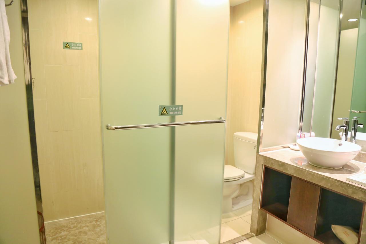 פוז'ו Jinjiang Metropolo Cangshan Wanda Plaza Hotel מראה חיצוני תמונה