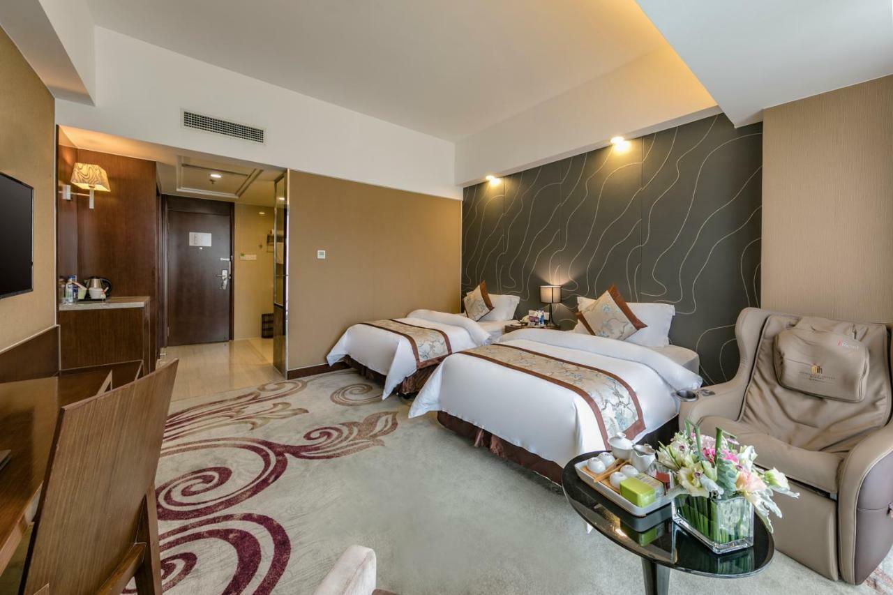 פוז'ו Jinjiang Metropolo Cangshan Wanda Plaza Hotel מראה חיצוני תמונה
