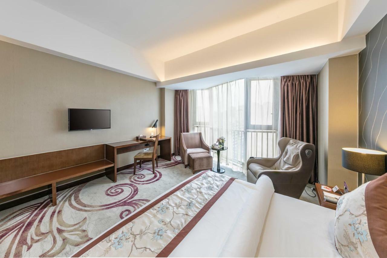 פוז'ו Jinjiang Metropolo Cangshan Wanda Plaza Hotel מראה חיצוני תמונה